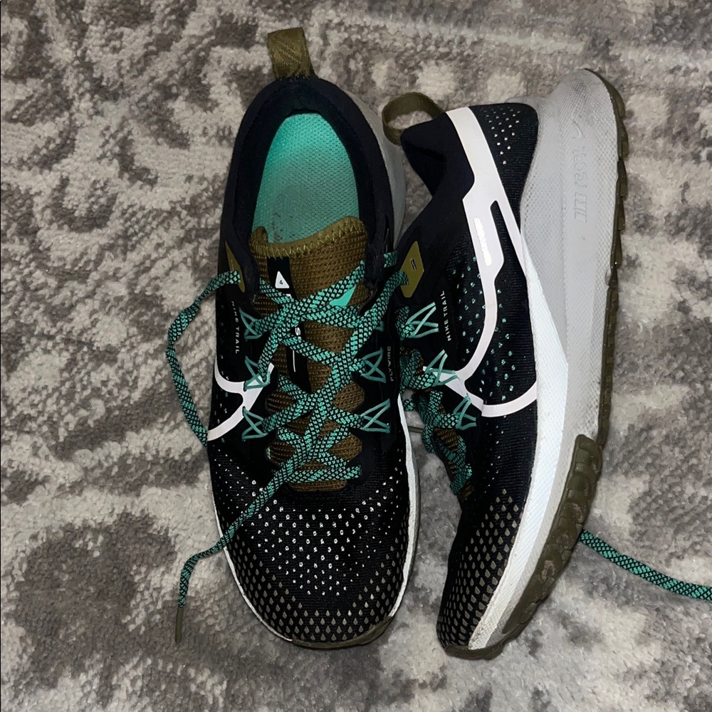 Nike Black Teal Olive